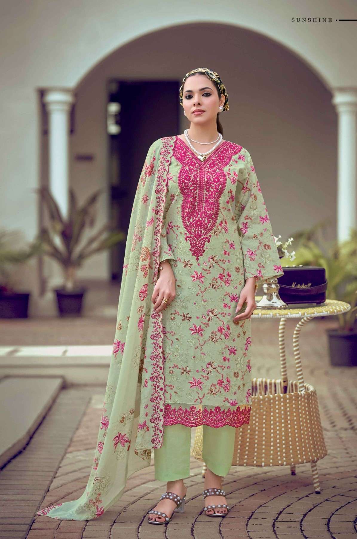 MAHNOOR VOL - 02 BY KAVYA‎‎KALA